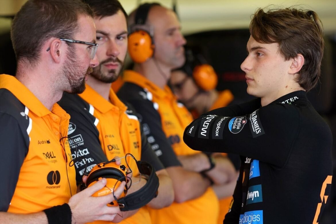 1761435722_oscar-piastri-mclaren.jpg