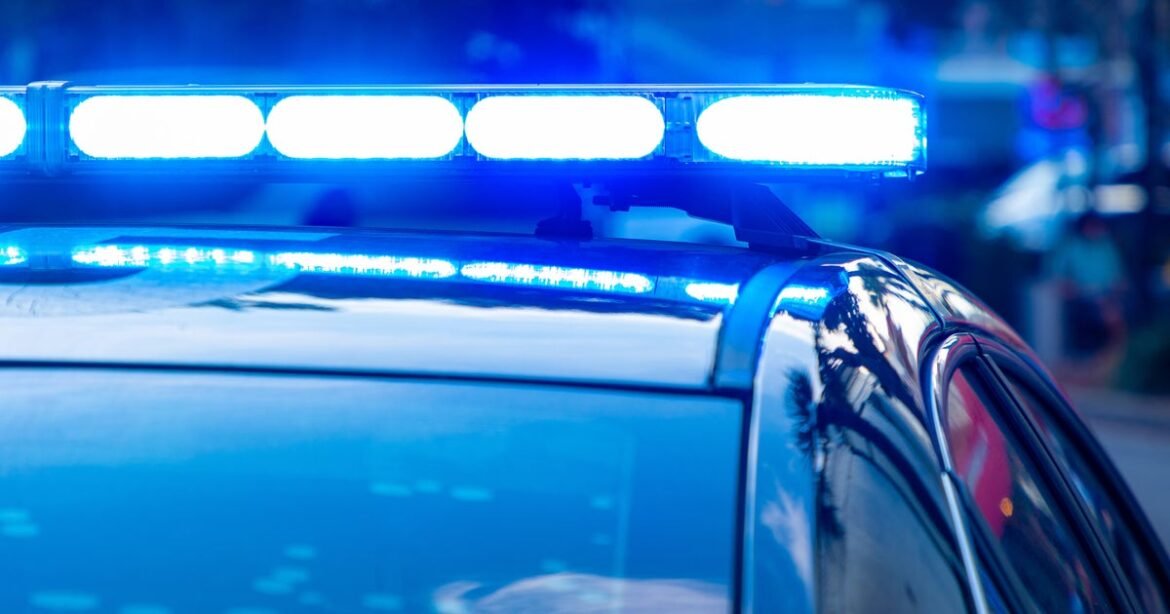 blue-police-lights.jpg