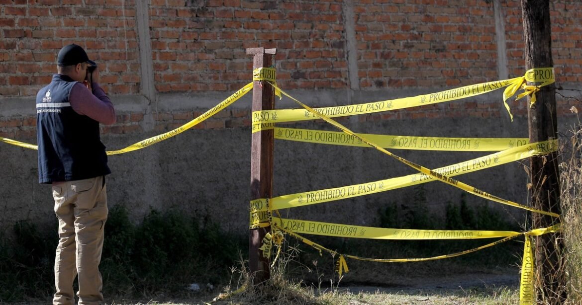 mexico-bodies-1193593195.jpg